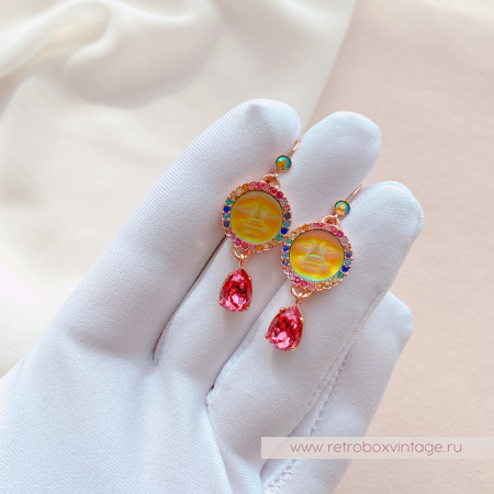 KIRKS FOLLY Серьги "Лунная роса: хамелеон иридис с малиновыми капельками в золоте"