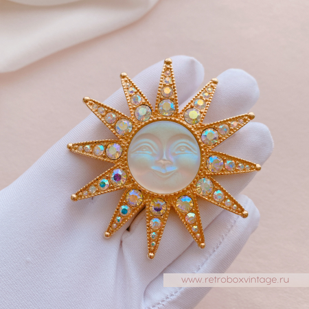 KIRKS FOLLY Брошь-кулон "Сияющее солнце-звезда: светлый лик в золоте"