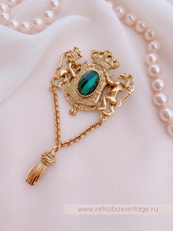 1928 JEWELRY  Брошь «Герб со львами»