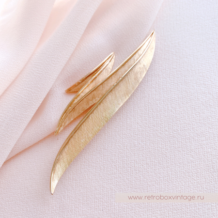 TRIFARI Брошь «Гармония жизни: золото» зигзаг