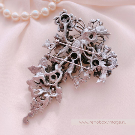 SWEET ROMANCE Брошь «Корсажная роскошь»