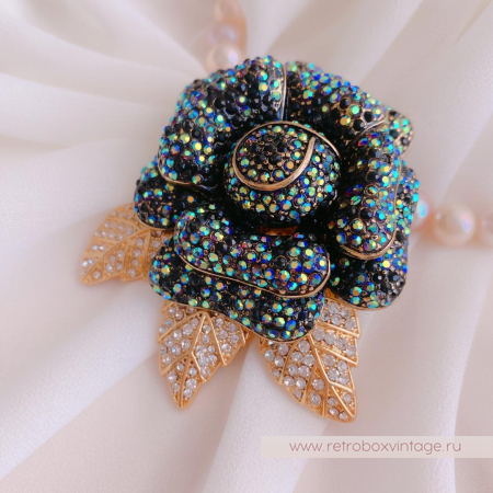 JOAN RIVERS Брошь «Ночная роза»