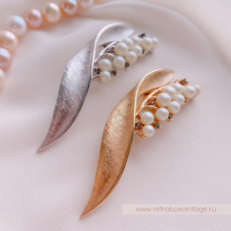 TRIFARI Брошь «Ландыш жемчужный: золото» pat.172560 (с небольшим нюансом) -30%