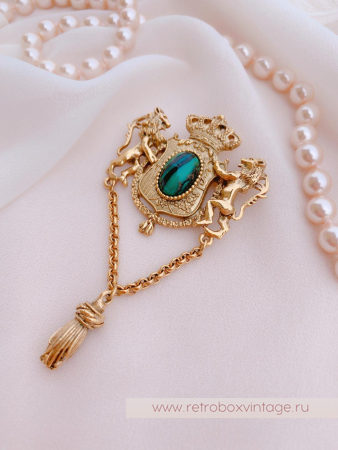 1928 JEWELRY  Брошь «Герб со львами»