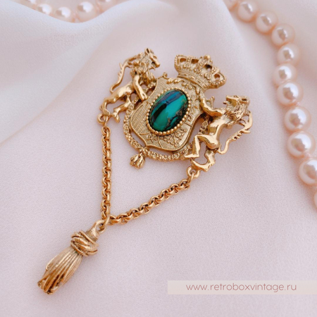 1928 JEWELRY  Брошь «Герб со львами»