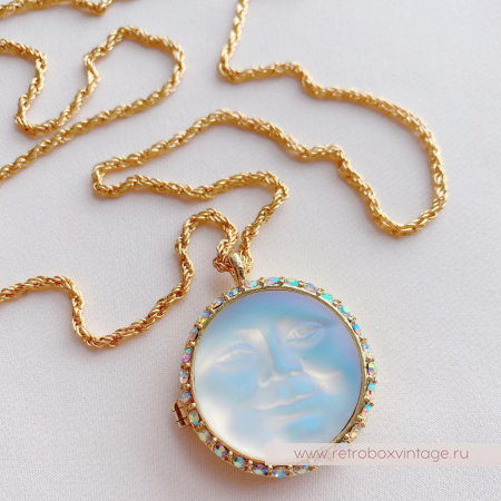 KIRKS FOLLY Кулон-локет на цепочке «Лунный свет: светлая в золоте»