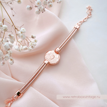 KIRKS FOLLY Браслет «Лунный свет: изумрудный хамелеон в розовом золоте на кожаном ремешке»