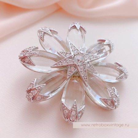 JOAN RIVERS Брошь «Хрустальная звезда»