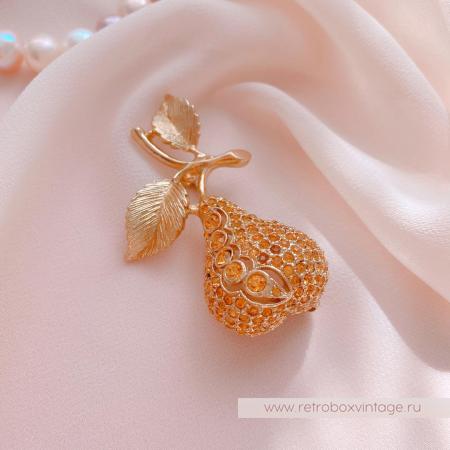 NAPIER Брошь «Золотистая груша»