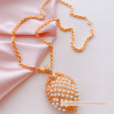 EDGAR BEREBI Кулон-локет на цепочке "Принцесса Александра" жемчужный