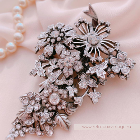 SWEET ROMANCE Брошь «Корсажная роскошь»