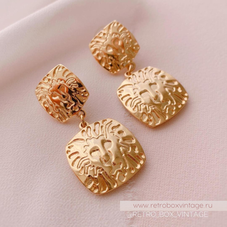 ANNE KLEIN Серьги «Золотые львы квадрат» ANNE KLEIN Серьги «Золотые львы квадрат»