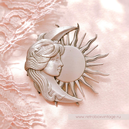 JJ / JONET JEWELRY Брошь "Девушка Луна и Солнце"