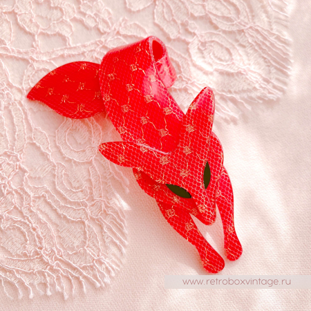 LEA STEIN Брошь "Лиса: красная кружевная" черные глазки