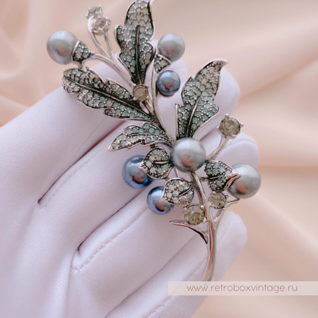 CAROLEE Брошь «Серебристая веточка» CAROLEE Брошь «Серебристая веточка»