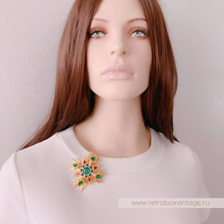 JOAN RIVERS Брошь «Мальтийский крест с гранатовыми кристаллами и жемчугом»