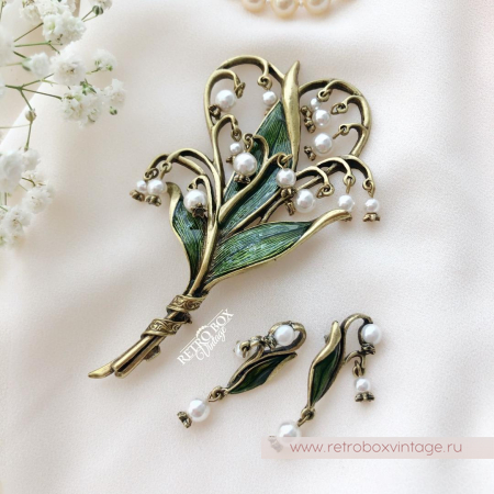 SWEET ROMANCE Серьги-гвоздики «Жемчужные ландыши» (архив)