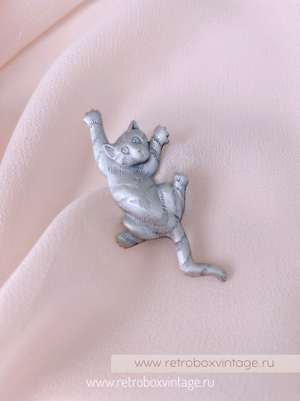 JJ / JONET JEWELRY Брошь-пин «Озорной котик: серебро»
