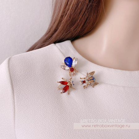 SWEET ROMANCE Две броши «Пчелки полевых цветов: сине-красные в золоте» (СКИДКА!)