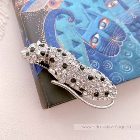 KENNETH J LANE for AVON Брошь «Кристальный леопард с зелеными глазами»