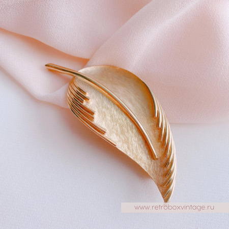 TRIFARI Брошь «Золотой лист»