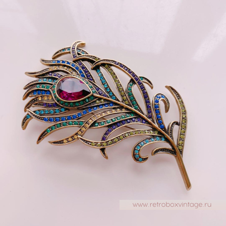 HEIDI DAUS Брошь «Перо павлина: аметист»