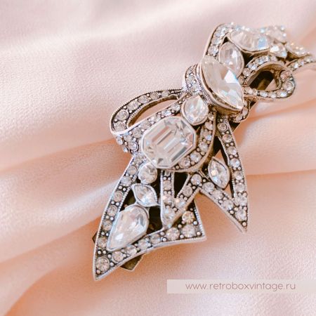 SWEET ROMANCE Заколка-автомат "Бант: прозрачные кристаллы в серебре"