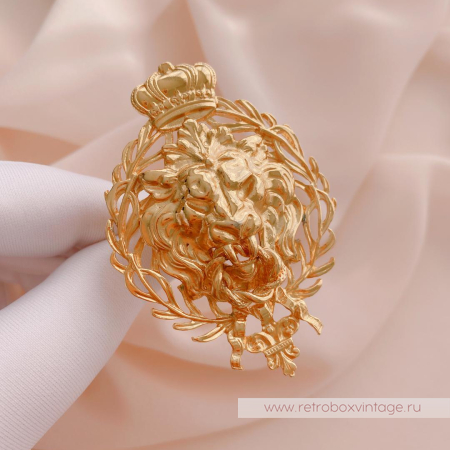 ANNE KLEIN Клип для платка «Король-лев с короной»