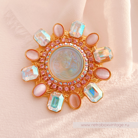 KIRKS FOLLY Брошь-кулон "Мечтающий ангел в ореоле звезды"