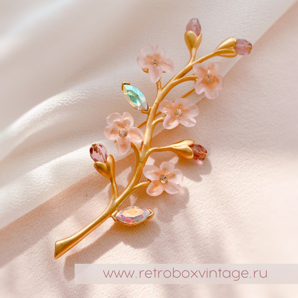 AVON SP Брошь "Веточка сакуры"