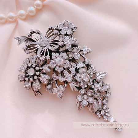 SWEET ROMANCE Брошь «Корсажная роскошь»