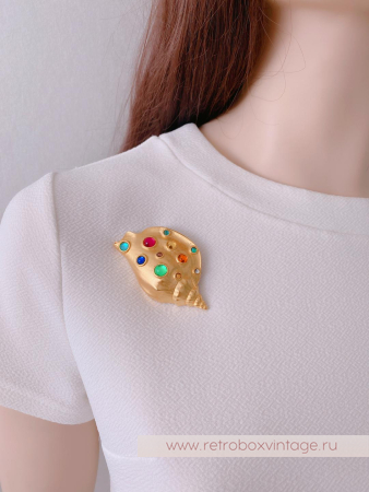 JJ / JONET JEWELRY / PARKLANE Брошь «Радужная ракушка с цветными кабошонами»