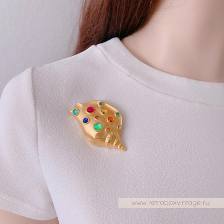 JJ / JONET JEWELRY / PARKLANE Брошь «Радужная ракушка с цветными кабошонами» JJ / JONET JEWELRY / PARKLANE Брошь «Радужная ракушка с цветными кабошонами»