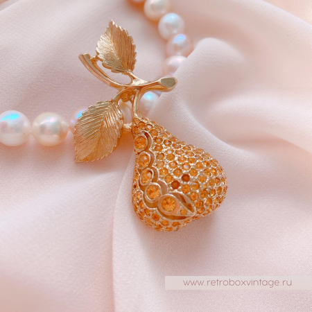 NAPIER Брошь «Золотистая груша»