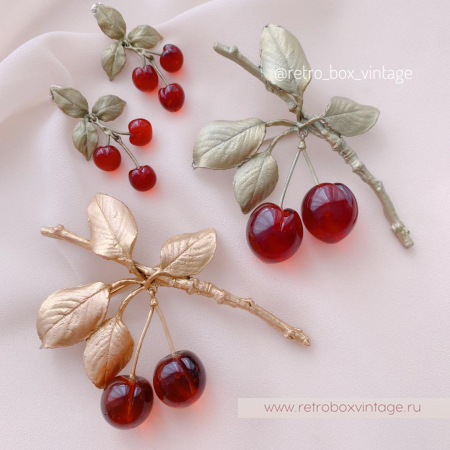 MICHAEL MICHAUD Серьги «Вишня морелло: три ягодки»