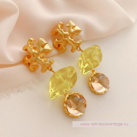 TORY BURCH Серьги-пусеты удлиненные «Роксана: прозрачные салатово-бежевые»