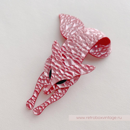 LEA STEIN Брошь «Лиса розовый коралл 3d»