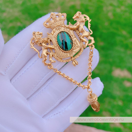 1928 JEWELRY  Брошь «Герб со львами»