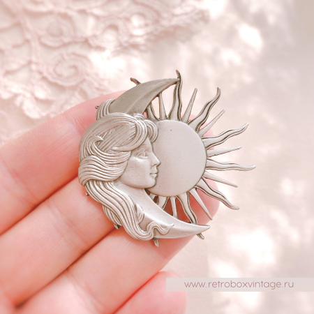 JJ / JONET JEWELRY Брошь "Девушка Луна и Солнце"