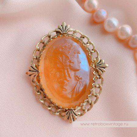 WHITING AND DAVIS Комплект «Медовые камеи» WHITING AND DAVIS Комплект «Медовые камеи»