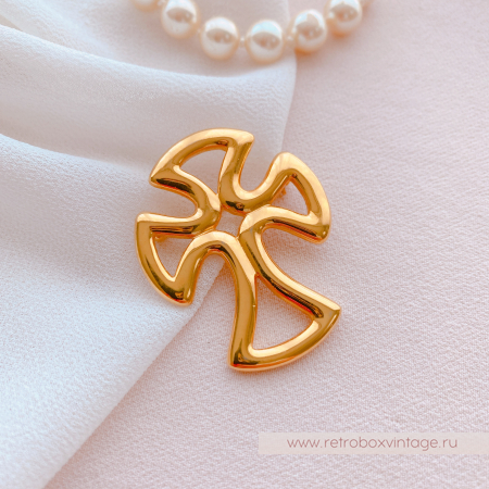 ANNE KLEIN Брошь «Добродетели аристократов: золотой крест»