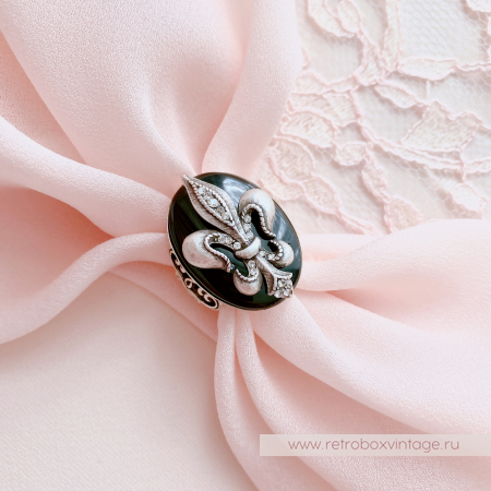 SWEET ROMANCE Кольцо «Королевская лилия - флер де лис» серебро