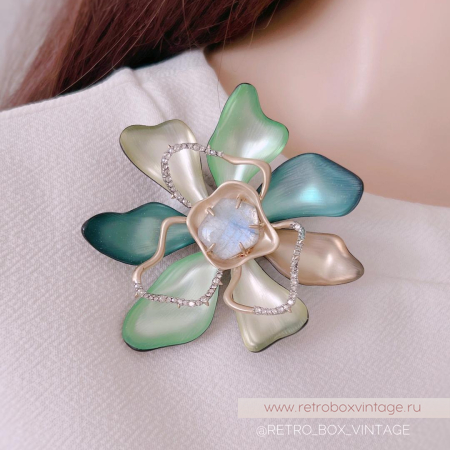 ALEXIS BITTAR Брошь «Цветик-семицветик с лунным камнем»