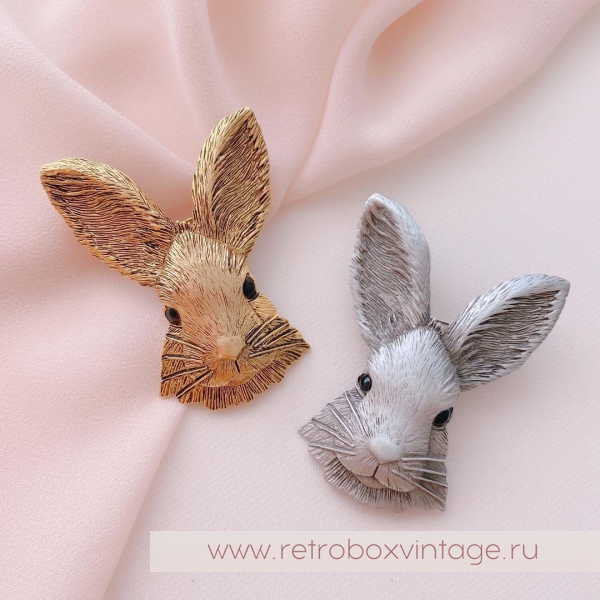 JJ / JONET JEWELRY Брошь «Лунный заяц: золото»