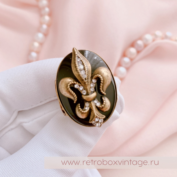 SWEET ROMANCE Кольцо «Королевская лилия - флер де лис» бронза