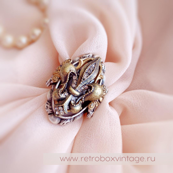 SWEET ROMANCE Кольцо «Флер де лис - королевская лилия»