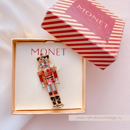 MONET Брошь «Красный щелкунчик»