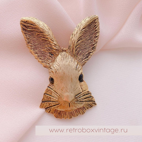 JJ / JONET JEWELRY Брошь «Лунный заяц: золото»