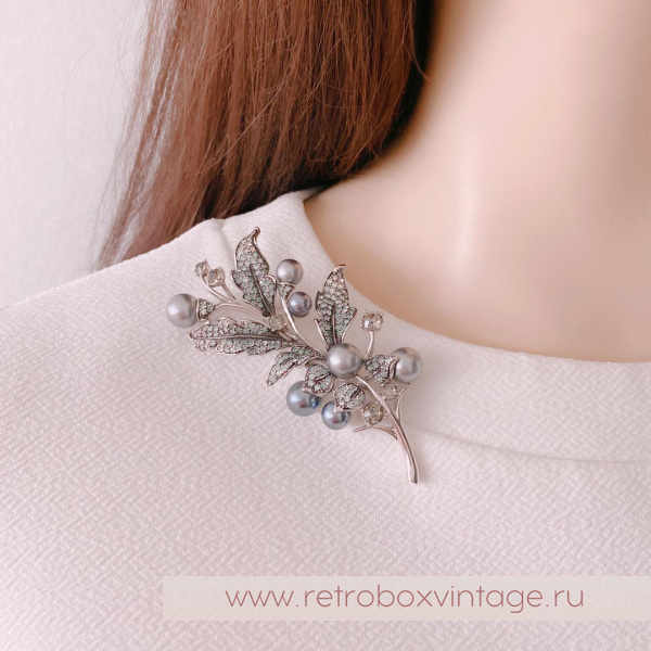 CAROLEE Брошь «Серебристая веточка»