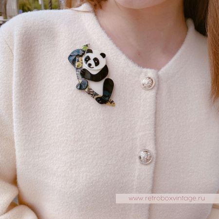 LEA STEIN Брошь «Панда: молочно-черная» черно-оливковый бамбук